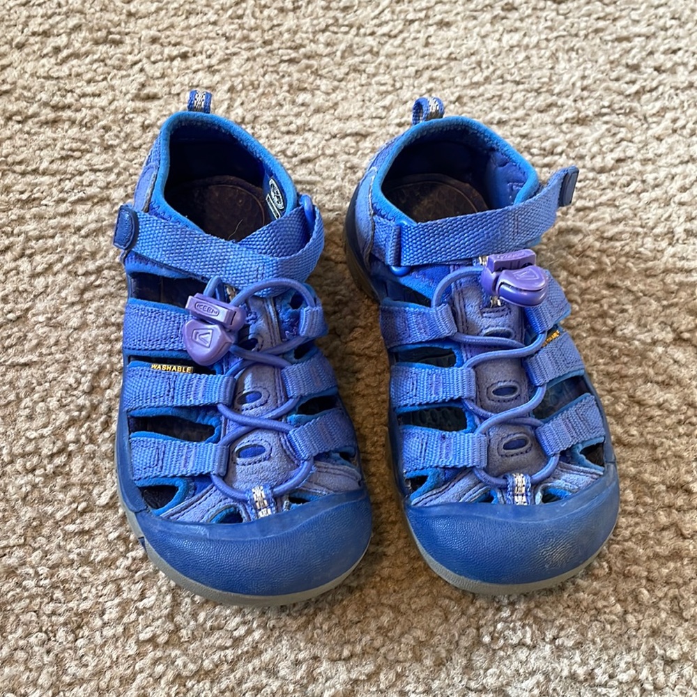 Kids size 12 Keen sandals